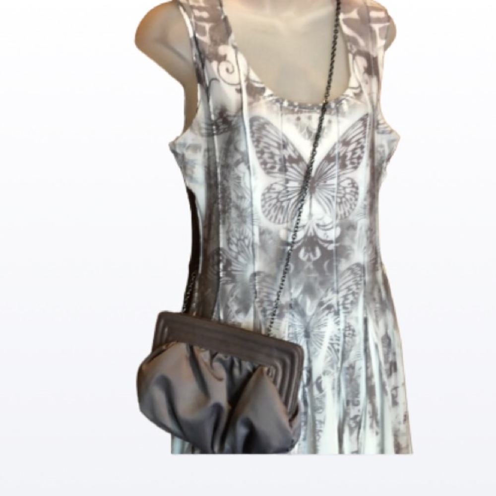La Regal small grey purse with chain crossbody special Occassion bag clutch